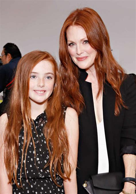 9 Times Julianne Moores Daughter Liv Looked Just Like Her Instyle