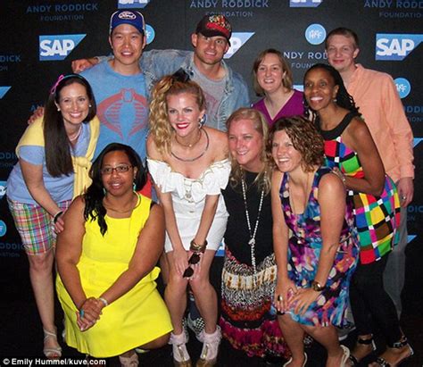 Andy Roddick And Wife Brooklyn Decker Bogey Down With Pals At 80s