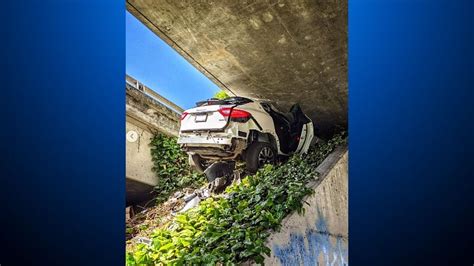 Fleeing Maserati Suv Driver Survives Horrific Crash On Interstate 580 In Oakland Cbs San Francisco