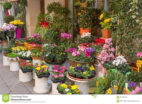 Flowers Outside Of Flower Shop Stock Image Image Of Outside Bouquet