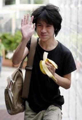 Amos yee pang sang is a singaporean blogger, former youtube personality and former child actor. Teenage blogger Amos Yee detained in United States after ...