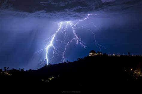 The Story Behind Los Angeless Rare Lightning Storm Photos Petapixel