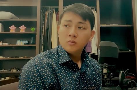 Tối 16/4, hoài lâm trở lại với hình ảnh phát tướng lạ lẫm trong mv 'một lần là người ấy'. Hoài Lâm trở lại sau thời gian 'ở ẩn' - Báo Quảng Ninh điện tử