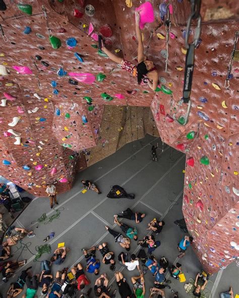 Female Climbers You Should Follow On Instagram Allezgirl Rock Climbing Training