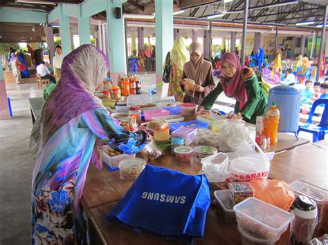 Minta kerjasama semua murid untuk memberi laluan. Sekolah Kebangsaan Taman Putra Perdana: Majlis Sambutan ...