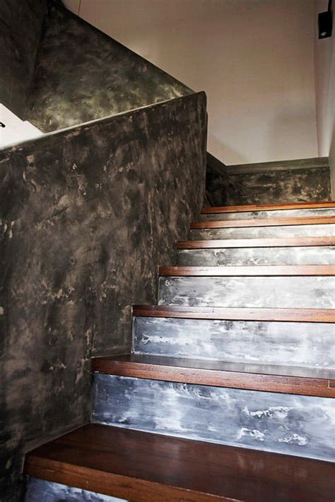Concrete and cement floors are available in a variety of designs and grains which can add a unique element to any interior. Concrete screed & the look-alikes | Home & Decor Singapore