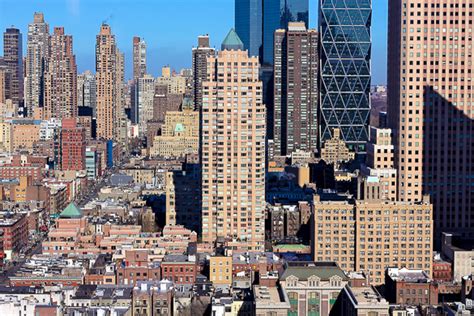 Hell's kitchen is a favorite 'go to' spot for pre & post theatre, meeting up with friends after work, or to celebrate a special occasion! Hell's Kitchen: 2015 Neighborhood Guide | Julep by Triplemint.