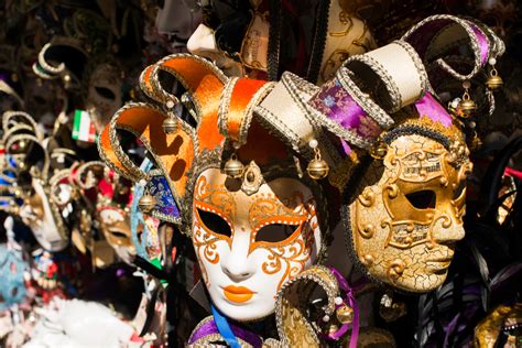 Carnevale Di Venezia Storia Maschere Della Tradizione E Programma