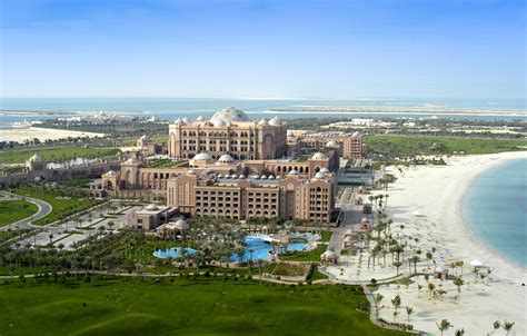 Emirates Palace One Of The Most Luxurious Hotels In The World