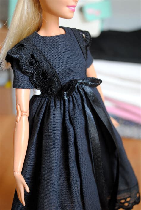 Barbie Vestido Negro Con Encaje Ropa Para Muñeca Barbie Etsy