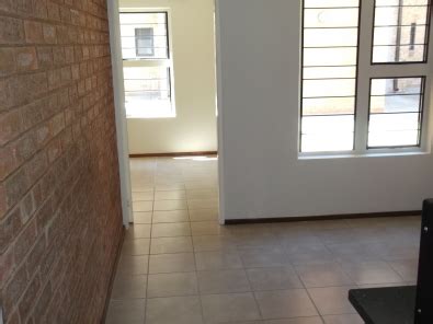 Apartments flats to rent in waterfall midrand. 1 bedroom flat to rent in Midrand