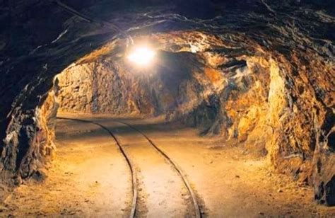 Hidden Underground Bases And Tunnels In America