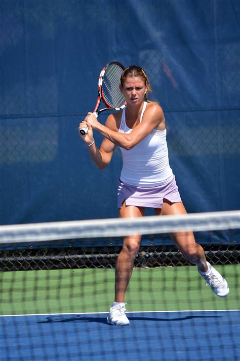 Blonde italian is also admired for her good looks and resemblance to anna kournikova.giorgi is 5' 6 tall and wears a 36a bra size. Camila Giorgi - Practice at the 2014 Connecticut Open -18 ...