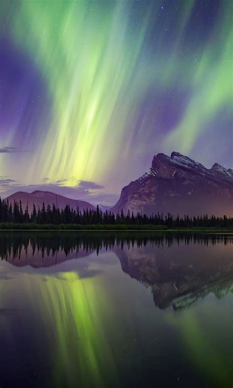 480x800 Aurora Borealis Mountains Lake Reflection Banff National Park