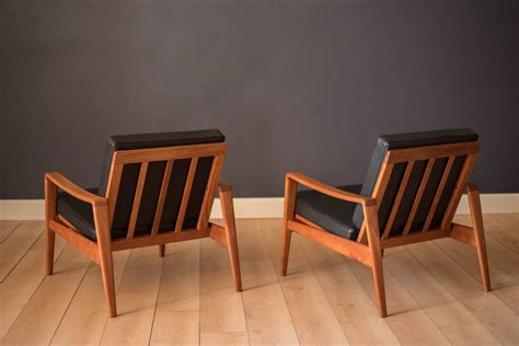 Vintage Pair Of Danish Komfort Teak Lounge Chairs By Arne Wahl Iversen Mid Century Maddist