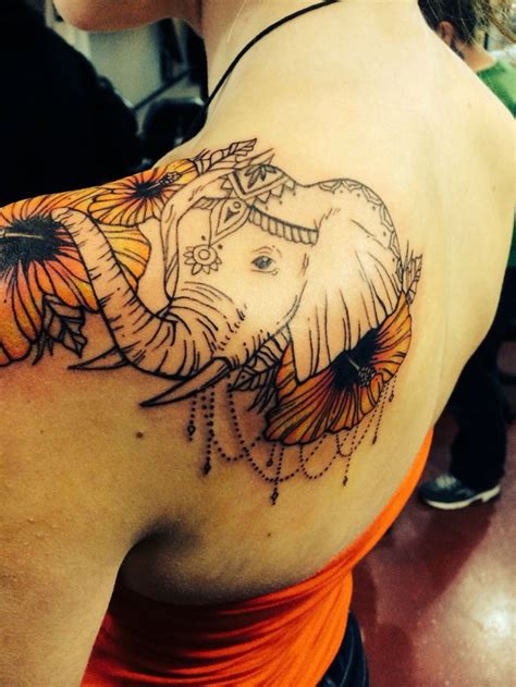 12 Elephant Tattoo Designs For This Week Pretty Designs