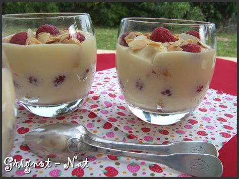 On peut également refaire la même recette dans une version différente, en choisissant des abricots ou des framboises à la place des pêches. Tiramisu aux framboises en verrine - GRIGNOT-NAT