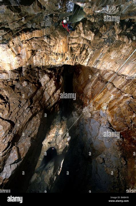 Titan The Uks Largest Natural Shaft Situated In Peak Cavern