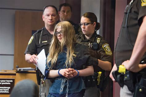 Judge Girls Charged In Slender Man Stabbing Are Fit To Stand Trial