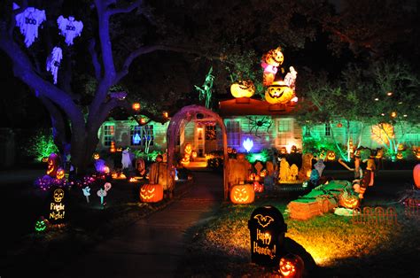 Our Top 10 Favorite Halloween Light Displays In 2015 Christmas Designers