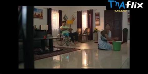 Sharanya Jit Kaur Breasts Scene In Fraud Ishq