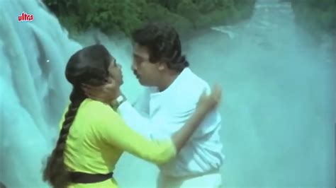 Vikram Movie Starrar Super Star Kamal Hassan Lip Lock Kissing Scene Old Movie Lustvilla