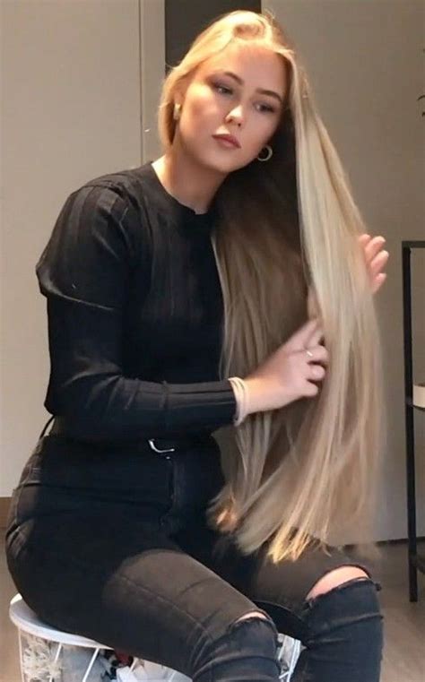 Video Beautiful Christine 2 Realrapunzels Beautiful Long Hair Gorgeous Hair Blunt Cut Hair