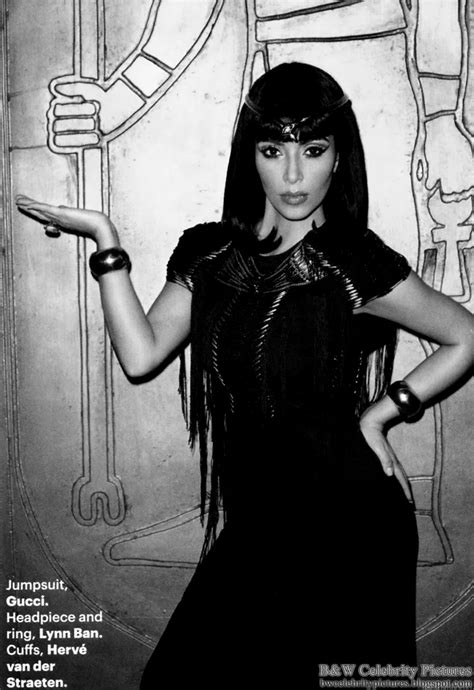 Kim Kardashian Next Kleopatra In Black And White Bandw