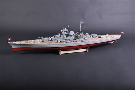 Premium Line Kymodel Bismarck Scale Built Battleship
