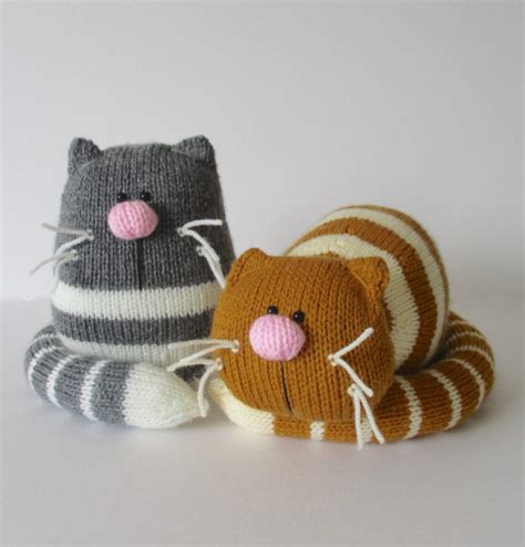 Cat And Kitten Knitting Patterns In The Loop Knitting