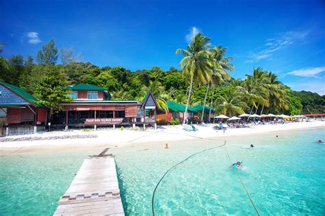 Located in pulau perhentian kecil, ombak dive resort is on the beach. PERHENTIAN TUNA BAY ISLAND RESORT (Pulau Perhentian Besar ...
