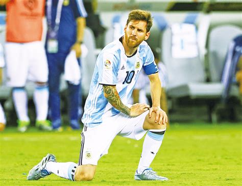 Lionel andrés messi (spanish pronunciation: 球王不堪冇盃捧打擊 美斯告別阿根廷 - 澳門力報官網