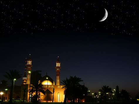 Kemudian di bulan ini amal manusia diangkat (ke langit) oleh allah ta'ala. Bulan Syaaban Sudah Tiba, Apa Amalan Yang Digalakkan?