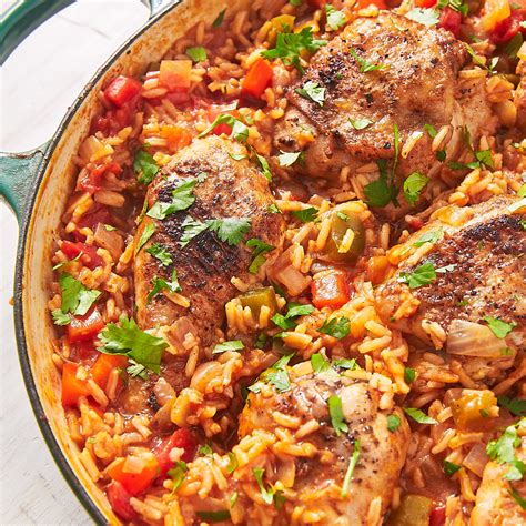 The juicy chicken and seasoned rice simmer with tomatoes, bell peppers, onions, peas and olives for a flavor explosion in. Arroz Con Pollo | Recipe | Arroz con pollo, Dinner, Recipes