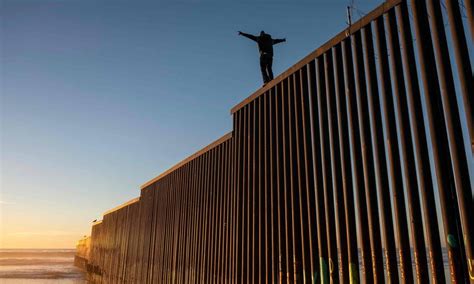 Veja Imagens Do Muro Que Separa Estados Unidos E México Jornal O Globo