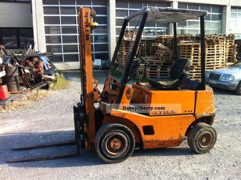 front mounted forklift truck photo  specs