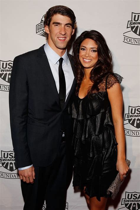 michael phelps and nicole johnson are engaged — see her ring nicole johnson cute celebrity