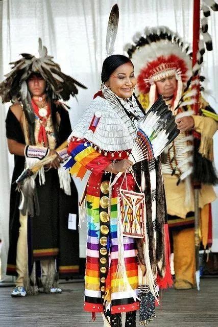 Pin By Lois Rendon On Native Americans Native American Clothing