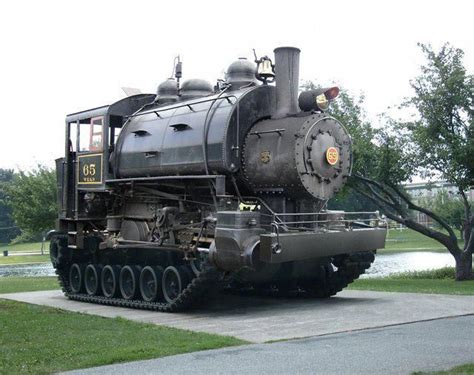 Steam Tankomotive Work By Jorge Rodriguez