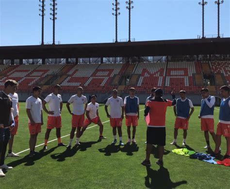 Presentación plantel y camiseta 2021 #todosporcobreloa #dalecobrelo. Cobreloa avanza para reordenarse tras la crisis y el caos ...