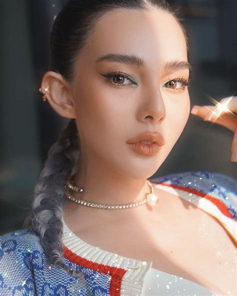 อริสรา ทองบริสุทธิ์ หรือ ดิว เกิดเมื่อวันที่ 15 มิถุนายน พ.ศ. อัลบั้มภาพ ดิว อริสรา เปิดลุคใหม่สายฝอ สวยปังแปลกตา เห็น ...