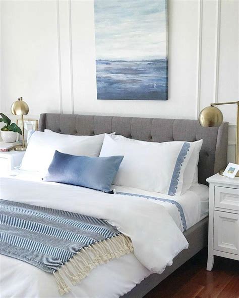 Blue And White Calming Bedroom With Coastal Style Decorating With