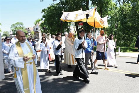 Corpus Christi Processions At Cathedral Parishes Kick Off National