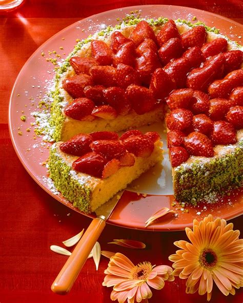 Strawberry Carrot Cake With Pistachios Recipe Eat Smarter Usa