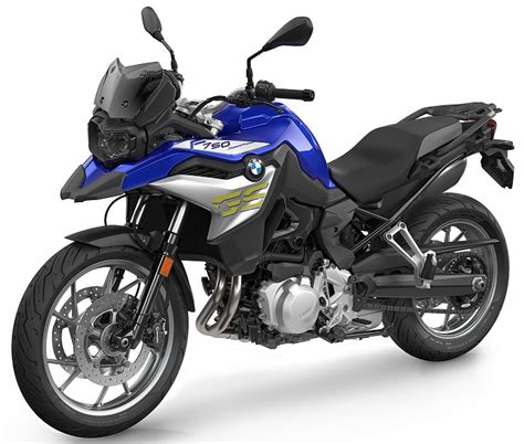 In light white, sports style or as 40 years gs edition, and with expanded standard equipment. BMW F 750 GS 2021 - Fiche moto - Motoplanete