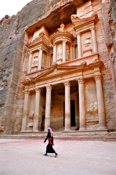 The Adventure Blog New Monument Discovered In The Ancient City Of Petra
