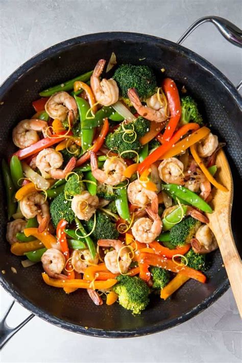 Use whatever vegetable you like or make it a chicken stir fry if you'd rather. Shrimp Stir Fry Recipe with Lemon and Ginger - Spoonful of ...