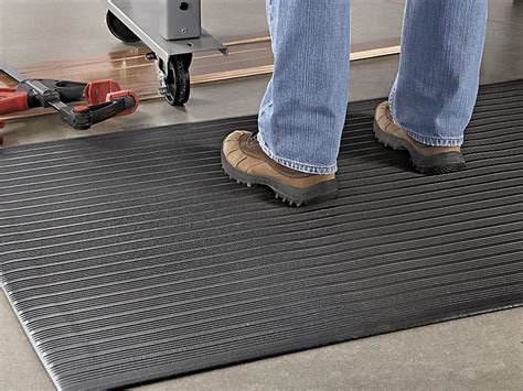 The Best Industrial Anti Fatigue Mats Eagle Mat Blog