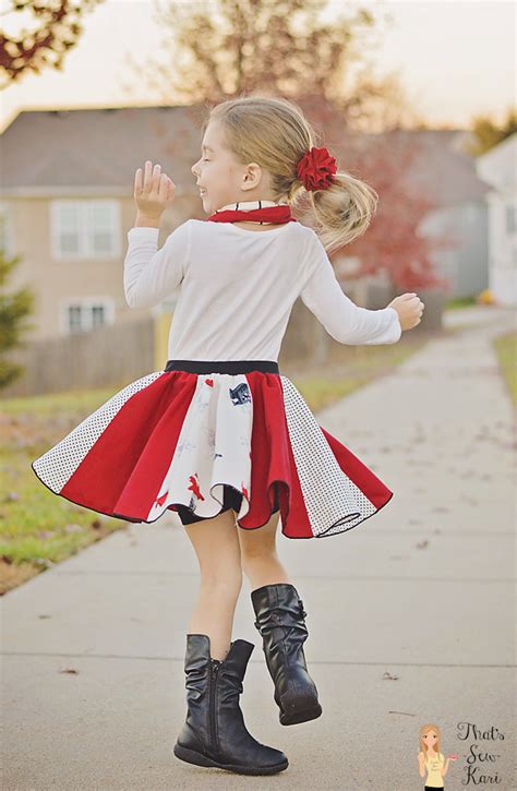 Ideally, the people in it are only the people you trust. Lollipop Pi Skirt | candycastlepatterns.com