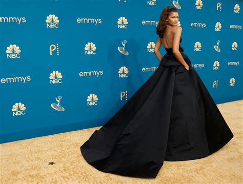 Emmys 2022 Red Carpet Photos From Tvs Biggest Night The New York Times